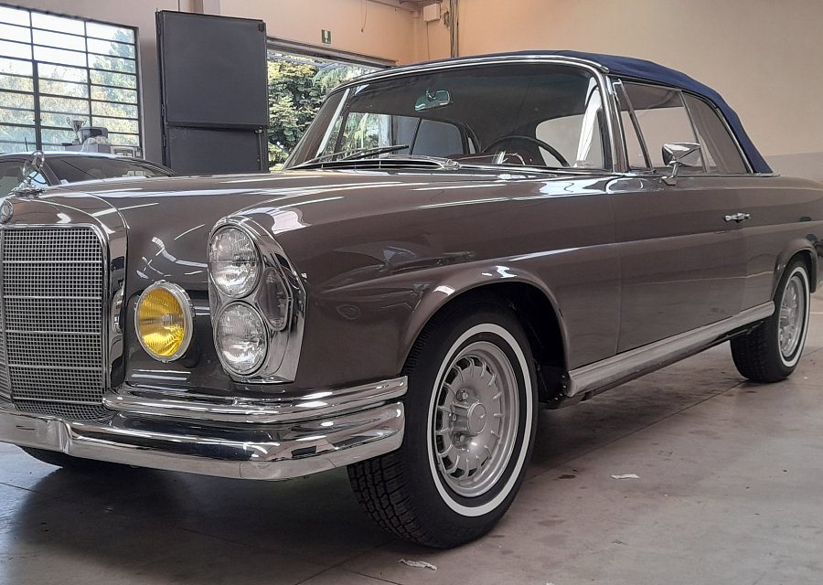 Mercedes 250 SE "71